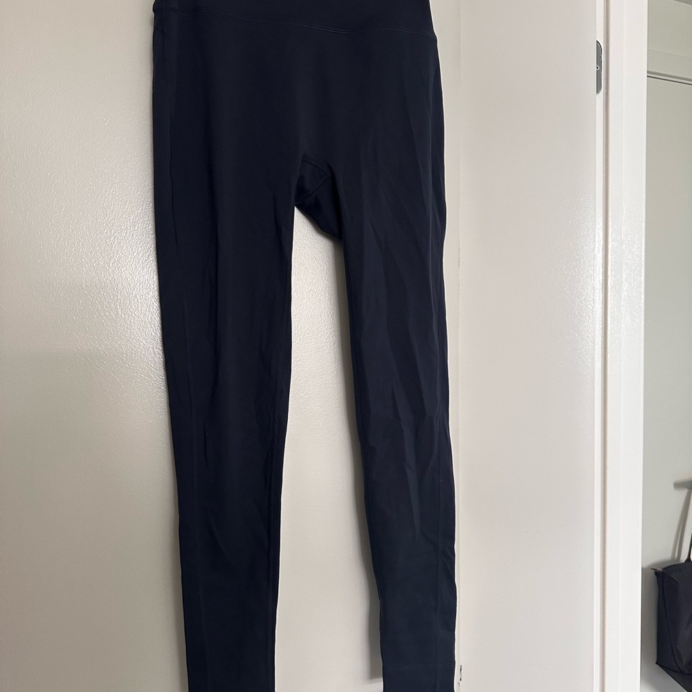 SET Active Sportbody Leggings in Navy (Never worn- brand new!)